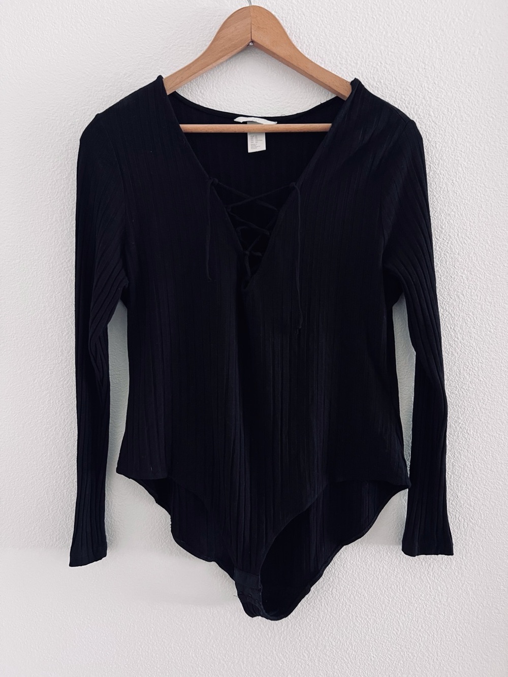 H&M Ribbed Long Sleeve Bodysuit